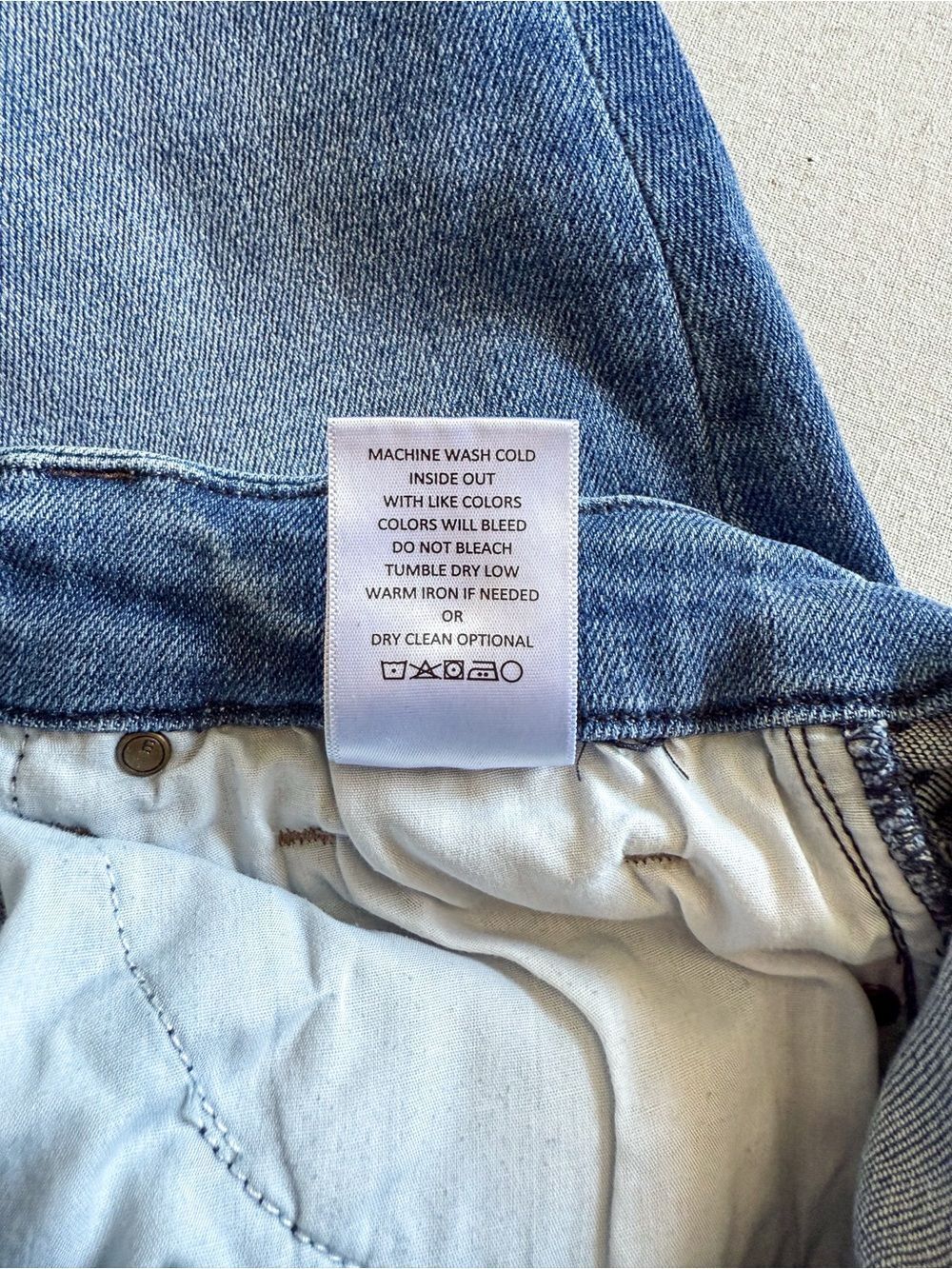 Mica Light Wash High Rise Skinny Jean Size 24 - Picture 8 of 9